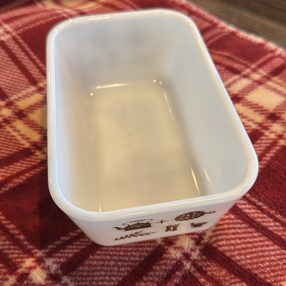 Pyrex Early American Small Loaf Pan - Picture 4 of 6